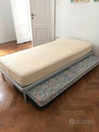 letto singolo con secondo lettino estraibile
