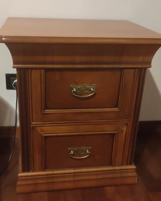 comodini in legno 