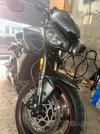 Street triple 765 rs
