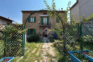 CASA INDIPENDENTE A ORVIETO
