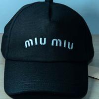 Cappello da baseball nero Miu Miu