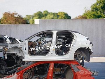 Scocca e ricambi opel corsa F 2023