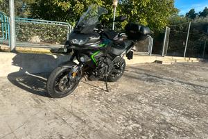 Kawasaki versys 650 gt
