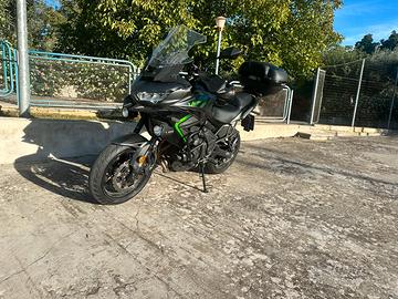 Kawasaki versys 650 gt