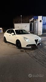 Alfa Romeo Giulietta 1.6 105cv