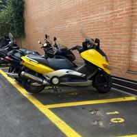 T Max  YAMAHA 2004
