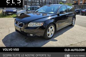 VOLVO V50 D2