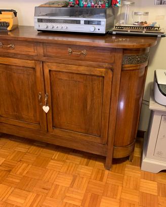 Credenza