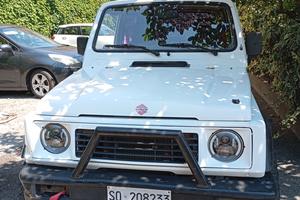 Suzuki Samurai deluxe anno 1992