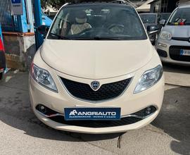 Lancia Ypsilon 1.2 69 CV 5 porte Platinum