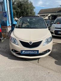 Lancia Ypsilon 1.2 69 CV 5 porte Platinum