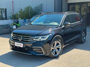 Volkswagen Tiguan 2.0 TDI 150 CV SCR DSG R-Line