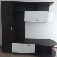 Mobile porta tv con ante e cassetti