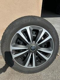 Pneumatici invernali 205/60R16 completi di cerchi