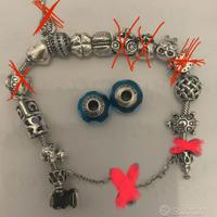 Pandora: bracciale e charm