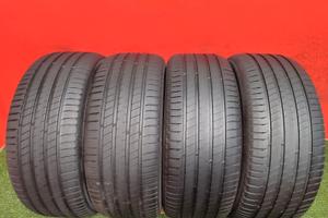 255 45 20 Gomme Estive 2022 Michelin 255 45 R20