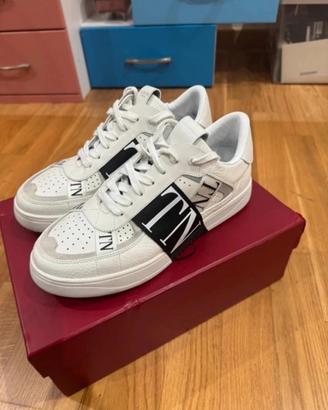 Valentino Sneaker