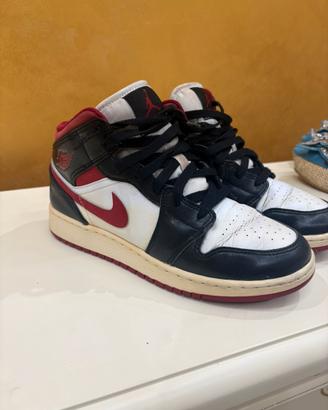 Nike Air Jordan 1 Mid – iconiche e sempre attuali