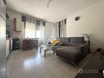 CASA DI CORTE A RESCALDINA