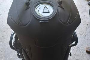 Copriserbatoio Moto Guzzi 