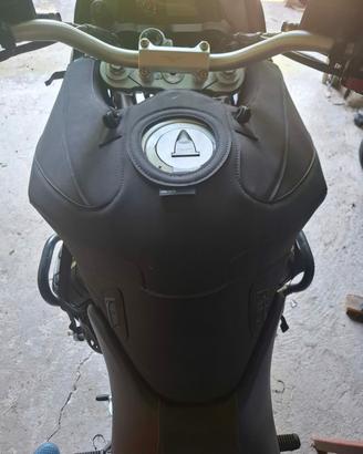 Copriserbatoio Moto Guzzi 
