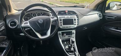 Lancia Delta 1.6 120 Cv