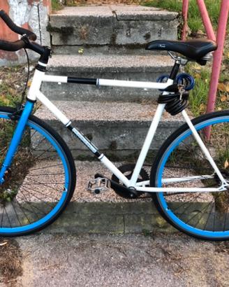 Bici scatto fisso