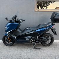 Yamaha T Max 530 DX