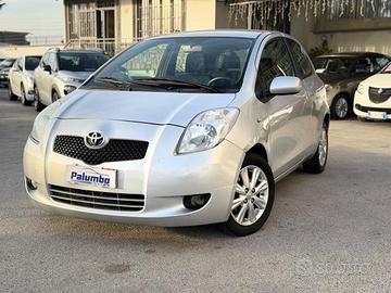 TOYOTA Yaris 1.3 3 porte Sol