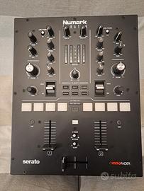 Mixer Numark Scratch per SERATO