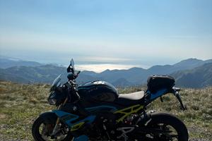 BMW S1000R 2026 sport + Mivv