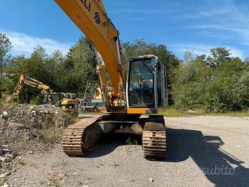 Escavatore cingolato Liebherr mod. R934C Litronic