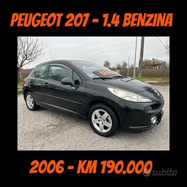 PEUGEOT 207 BENZINA