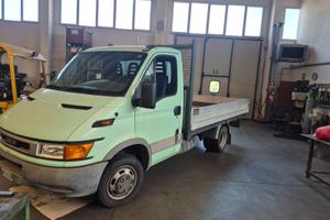 Iveco Daily cassonato fisso