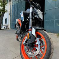 Ktm Duke 890 Gp