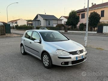 volkswagen golf 4motion  neopatentato