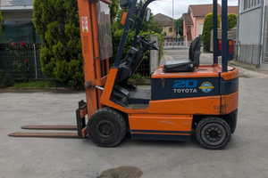 Muletto Toyota 20q.li