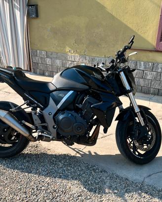 Honda cb 1000 R