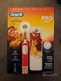 Oral-B Spazzolino Elettrico Pro Kids Re Leone