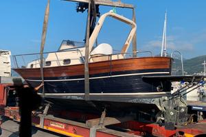 GOZZO ESPOSITO FUTURA CABIN 28 del 2006