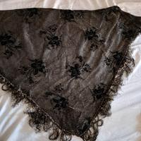 scialle in pizzo 