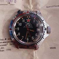 orologio meccanico a carica manual.