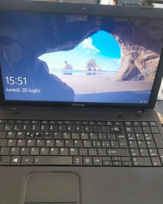 Toshiba Satellite 15.6" i3 – Ricondizionato