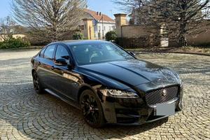 JAGUAR XF RS 240cv