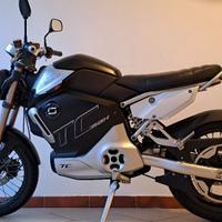 MOTO ELETTRICA Super Soco TC MAX