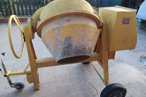 Betoniera Puccini BM300, 2 sacchi di cemento