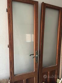 Finestre in legno e porta