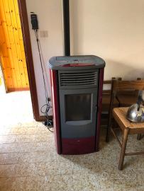 Stufa a Pellet con GPRS e bidone 