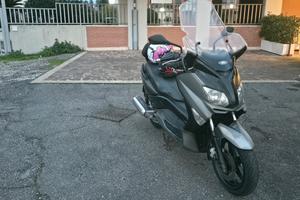 Yamaha xmax 250 aff@re 2012