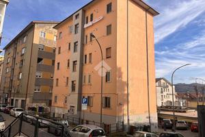 3 LOCALI A POTENZA